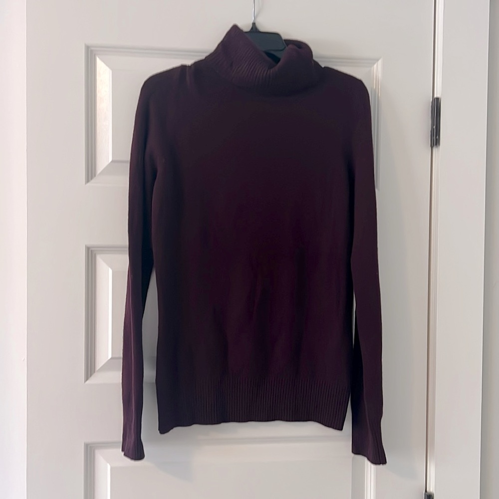 Turtle neck sweater